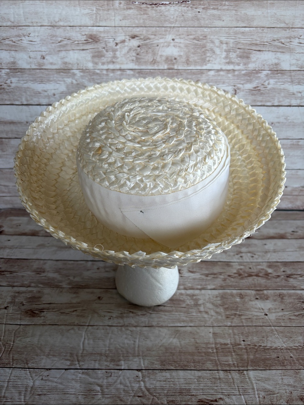 Vintage Cream Braided Straw Tilt Hat Breton-Style Straw Hat 1950's 1960's - Picture 4 of 9